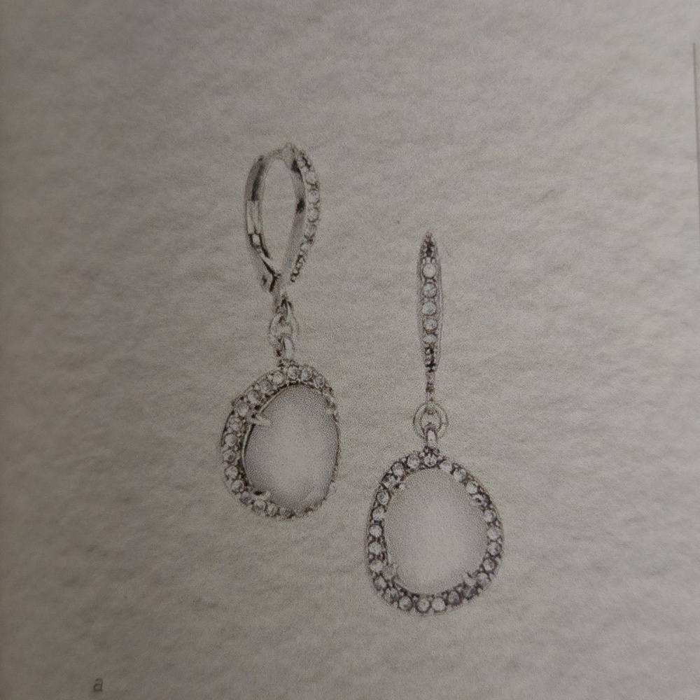 Chloe Isabel Bianca Collection Jewelry Set - Picture 9 of 12
